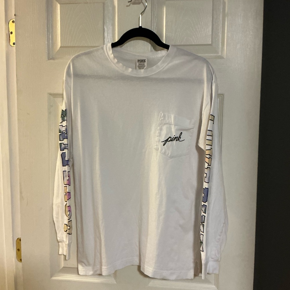 PINK VICTORIAS SECRET LONG SLEEVE TEE